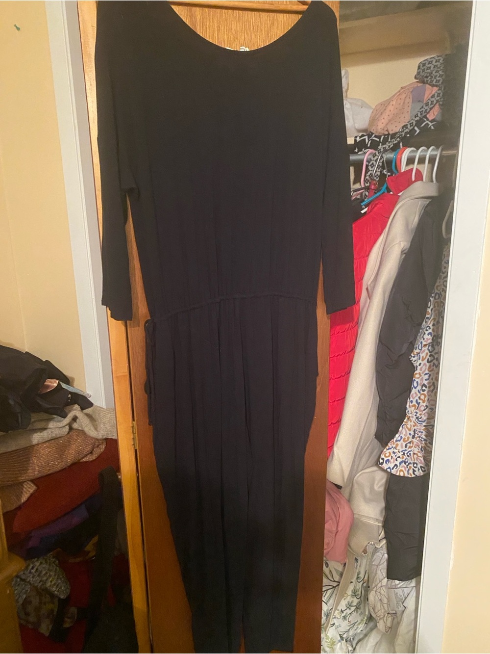 GAP Women’s Black V-Neck Jumpsuit | Drawstring Waist | 3/4 Sleeve - Picture 9 of 11